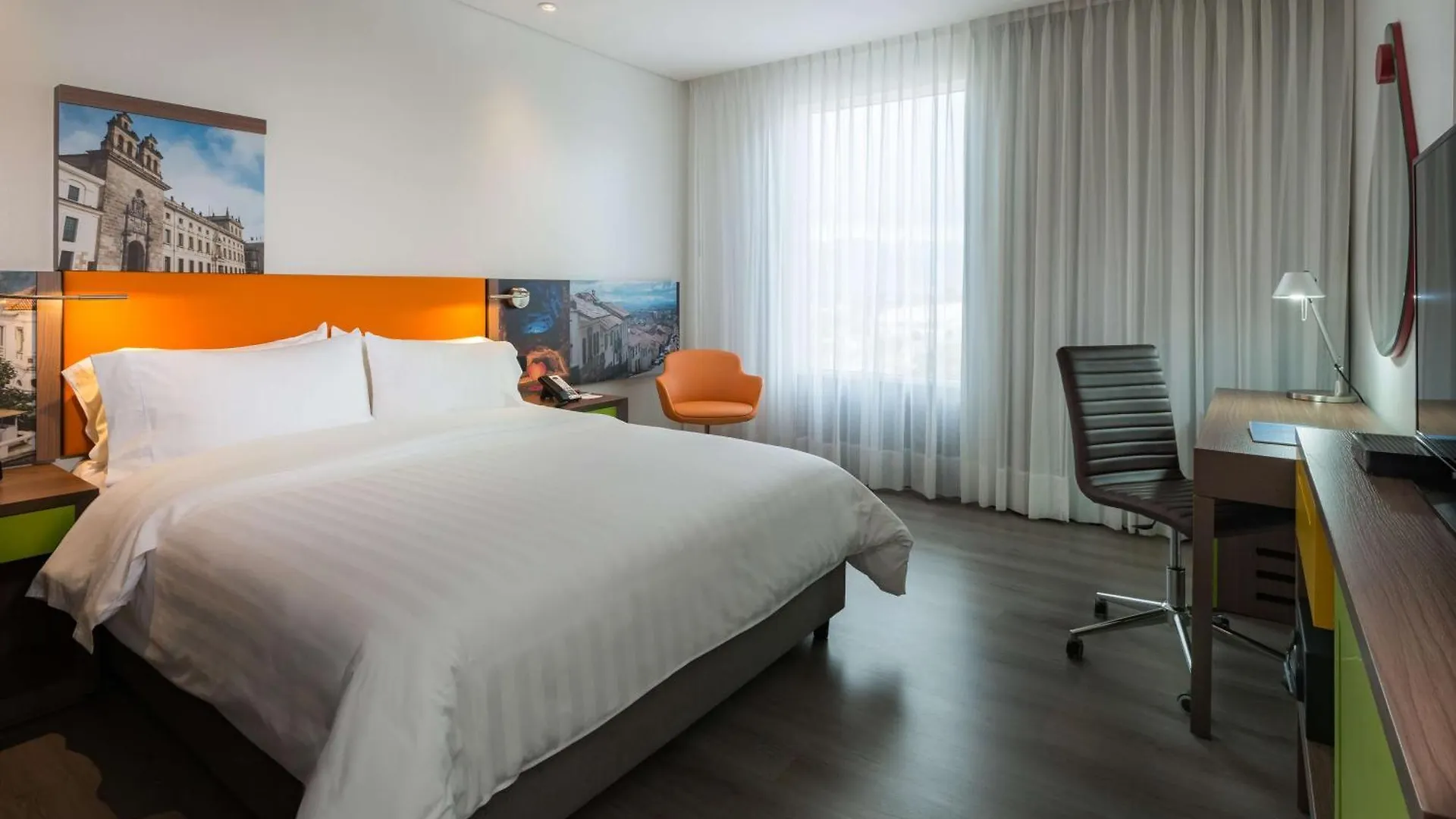 Hampton By Hilton Bogota Airport Hotel