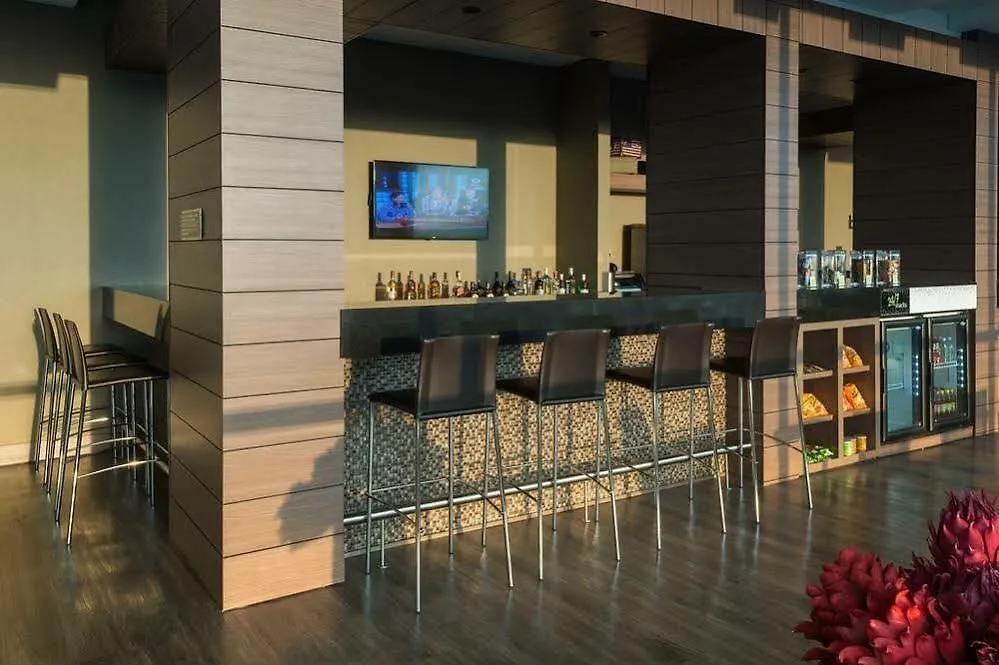 Hampton By Hilton Bogota Airport Hotel